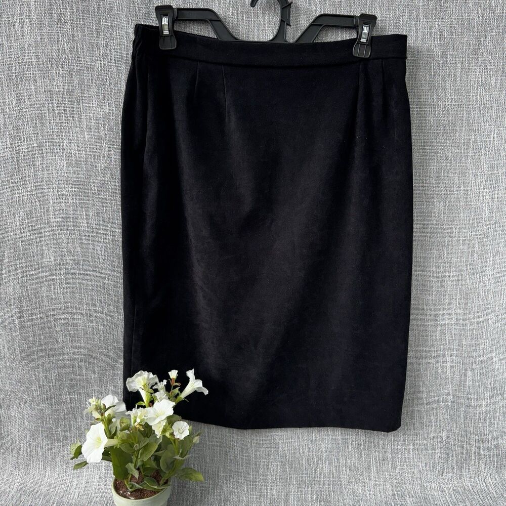 Debra Martin Black Suede Pencil Skirt Size 12 petite Midi Career Classic vintage